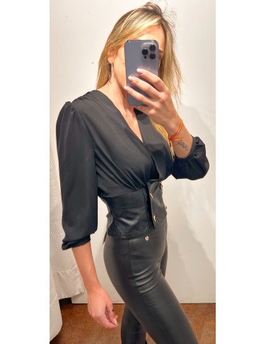 PANTALÓN RINASCIMIENTO EFECTO CUERO