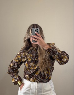 BLUSA FLOR MARRÓN 