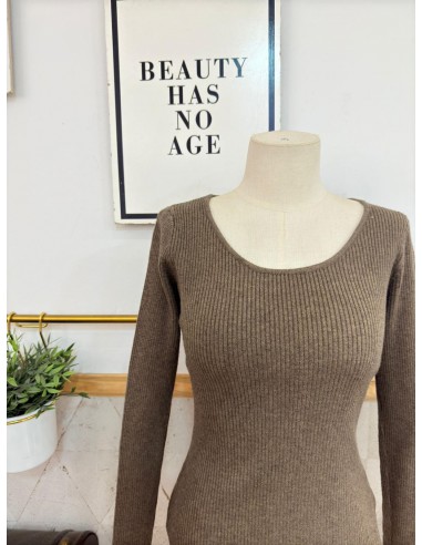 JERSEY CUELLO MARRÓN 