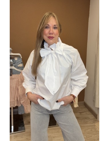 BLUSA LAZADA BLANCA 
