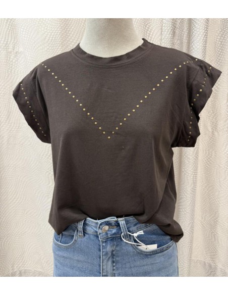 CAMISETA TACHAS MARRÓN 