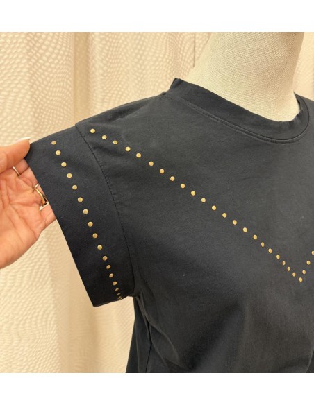 CAMISETA TACHAS NEGRA 